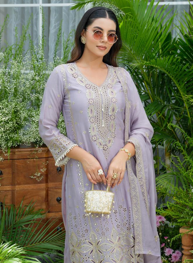 دي دبليو طقم كورتا مستقيمة مطرزة مع بنطال ودوباتا للنساء - Image 4